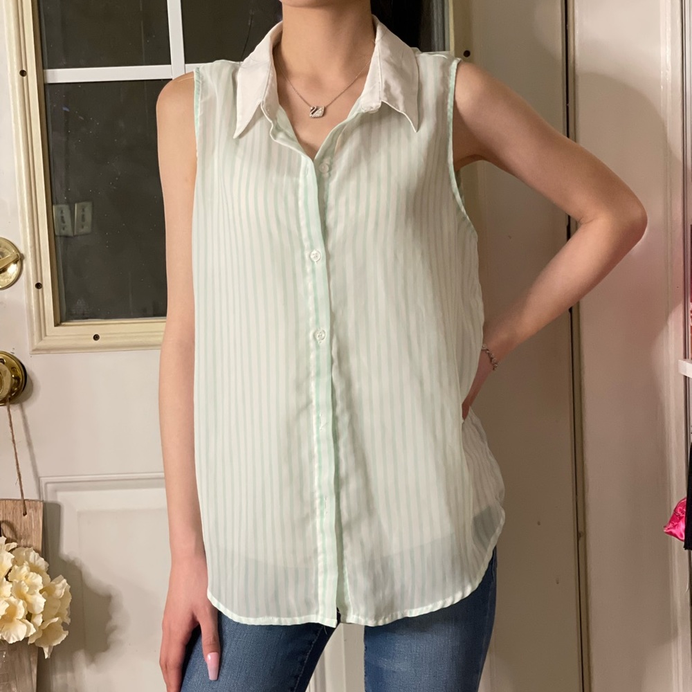 Sleeveless Mint Button Down Blouse by Forever21 ♡︎